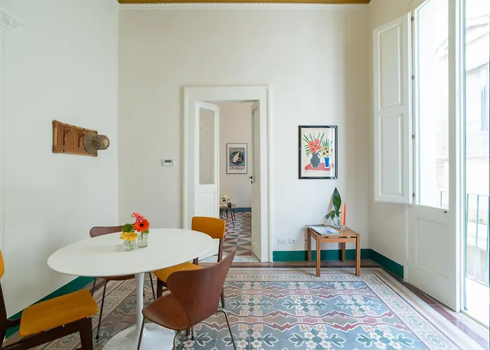 Margherita Apartment & Rooftop By Residence Colibri