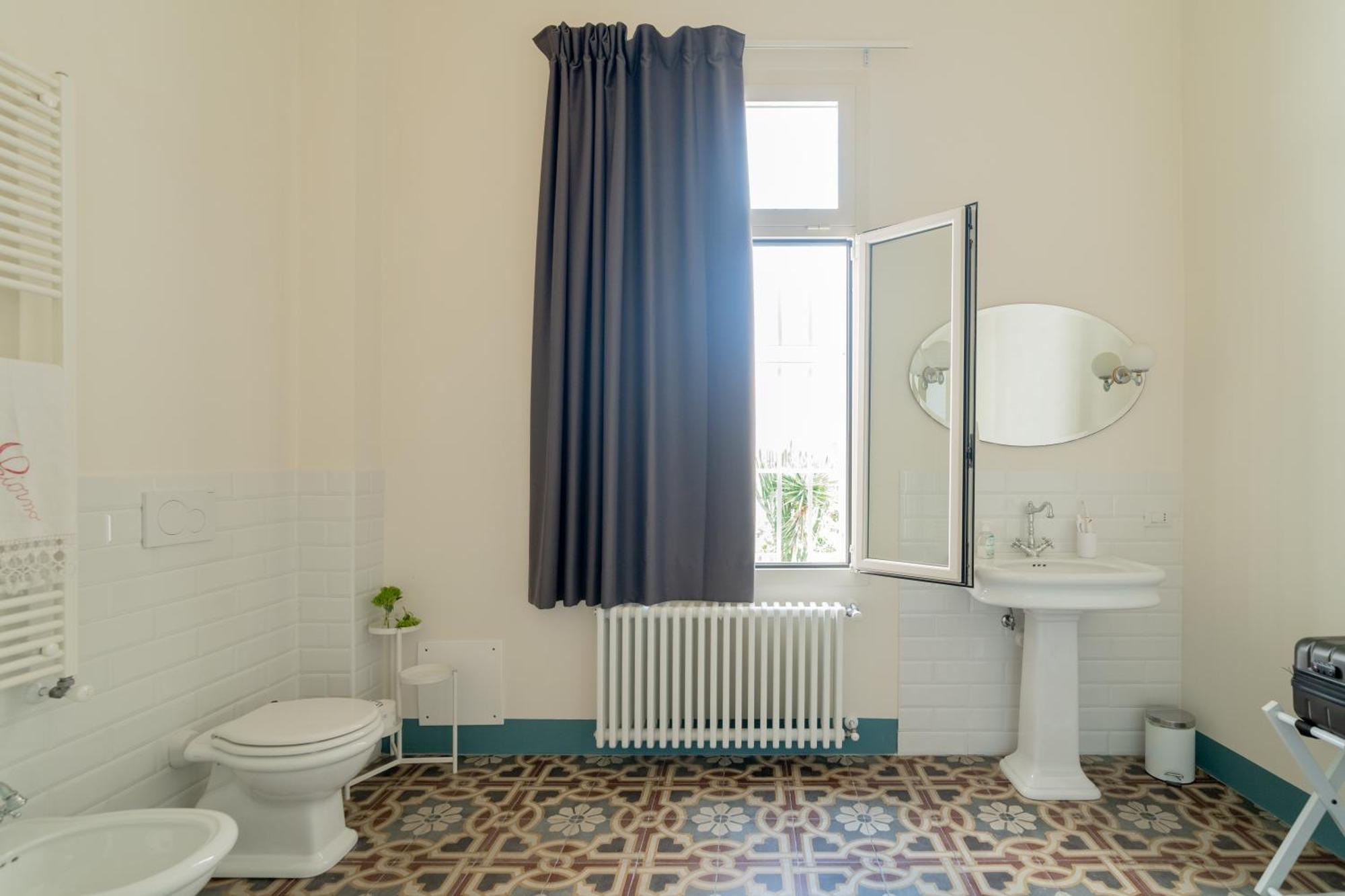 Apartment Margherita & Rooftop By Colibri